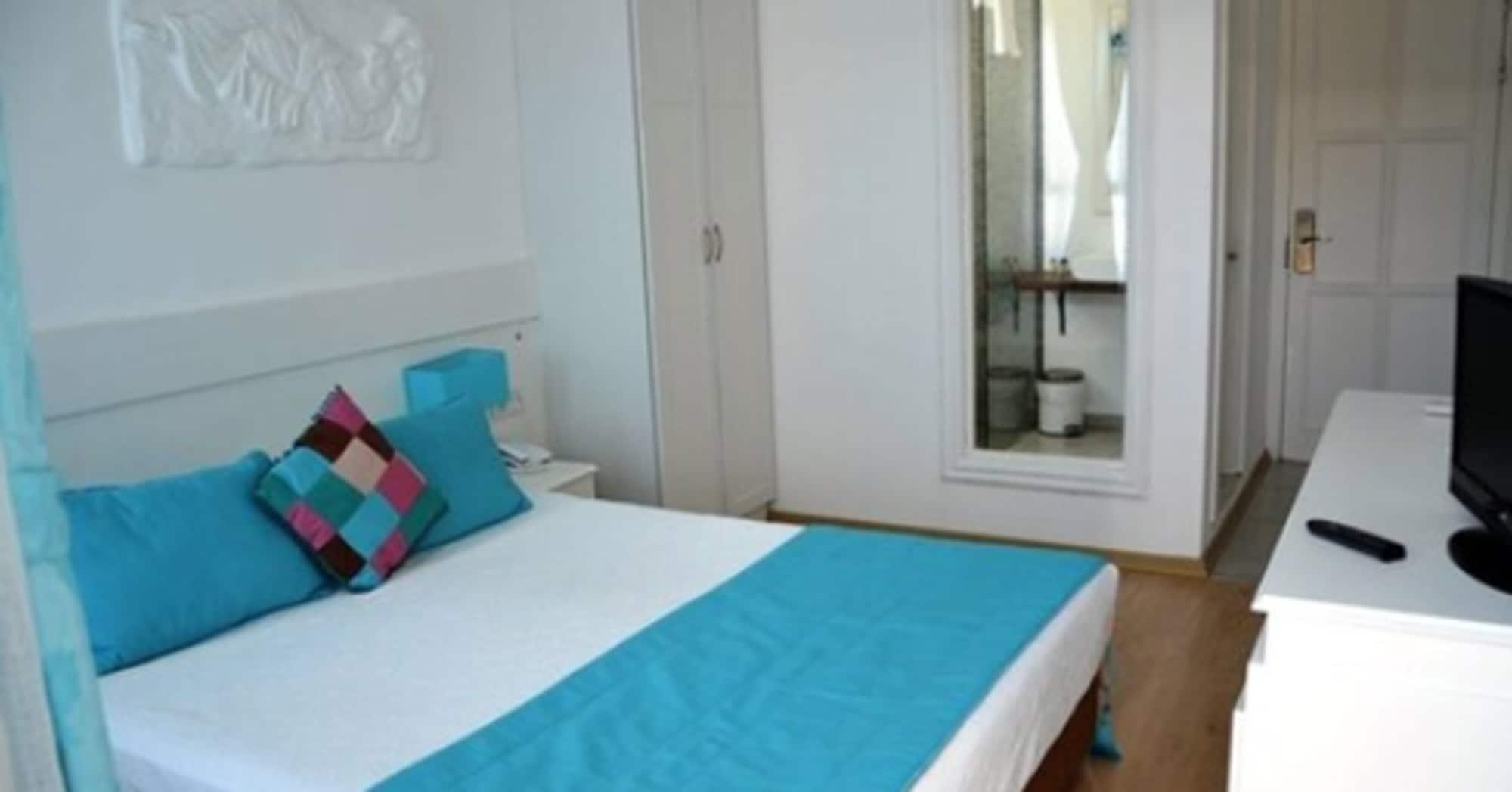 Otel Yeni Çeşme Εξωτερικό φωτογραφία