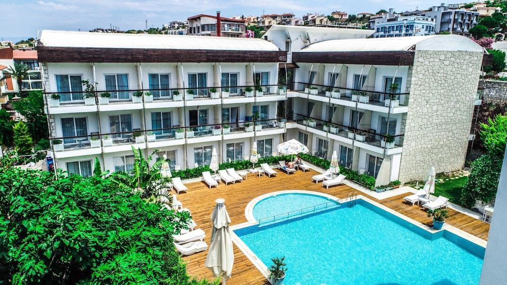 Otel Yeni Çeşme Εξωτερικό φωτογραφία